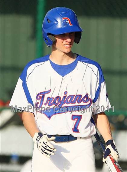 Thumbnail 3 in Trinity Christian vs. Bishop Dunne photogallery.