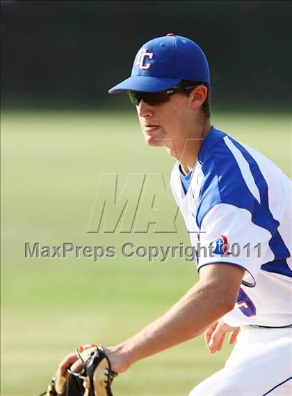Thumbnail 3 in Trinity Christian vs. Bishop Dunne photogallery.