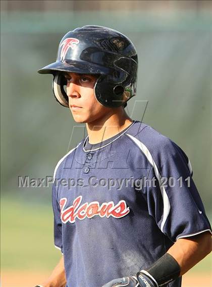 Thumbnail 2 in Trinity Christian vs. Bishop Dunne photogallery.