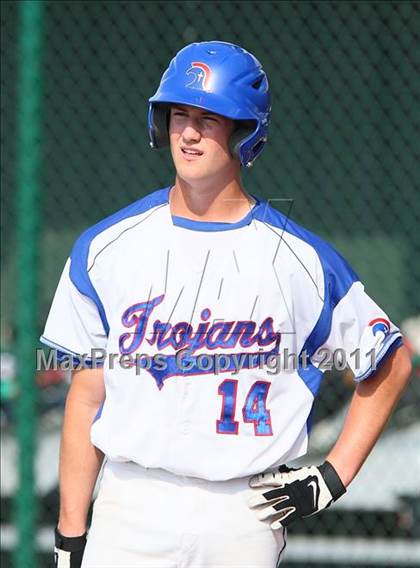Thumbnail 2 in Trinity Christian vs. Bishop Dunne photogallery.