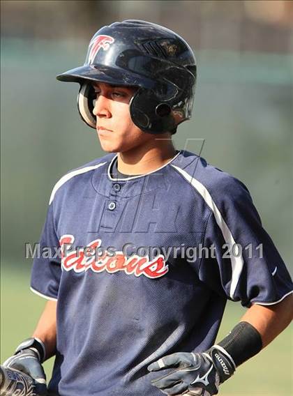 Thumbnail 3 in Trinity Christian vs. Bishop Dunne photogallery.