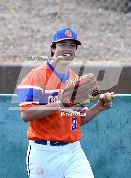 Thumbnail 3 in Desert Oasis vs. Bishop Gorman photogallery.