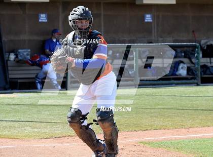 Thumbnail 2 in Desert Oasis vs. Bishop Gorman photogallery.