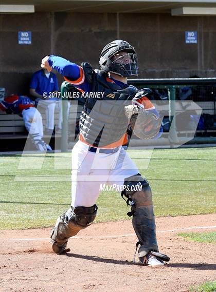 Thumbnail 3 in Desert Oasis vs. Bishop Gorman photogallery.