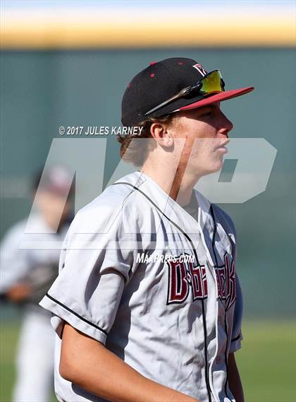 Thumbnail 2 in Desert Oasis vs. Bishop Gorman photogallery.