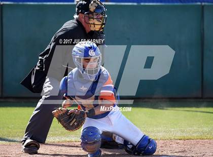 Thumbnail 3 in Desert Oasis vs. Bishop Gorman photogallery.