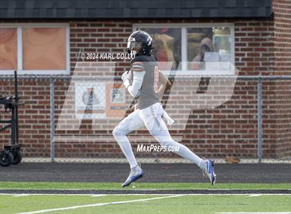 Thumbnail 2 in Parkersburg @ Martinsburg (WVSSAC 4A Round 1 Playoff) photogallery.
