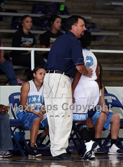 Thumbnail 2 in Sam Rayburn vs. South Houston (McDonald's Texas Invitational) photogallery.