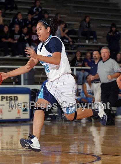 Thumbnail 1 in Sam Rayburn vs. South Houston (McDonald's Texas Invitational) photogallery.