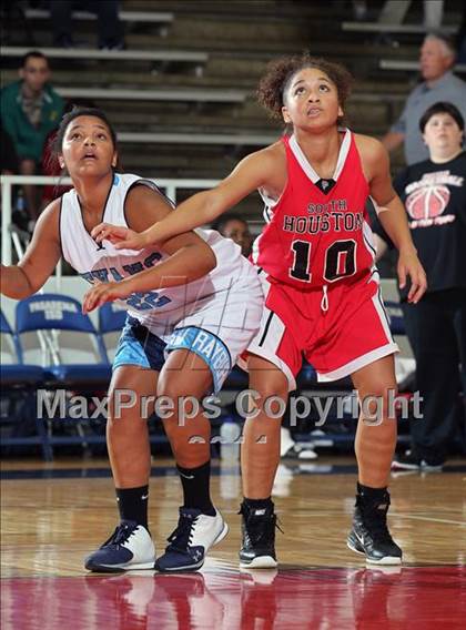 Thumbnail 3 in Sam Rayburn vs. South Houston (McDonald's Texas Invitational) photogallery.