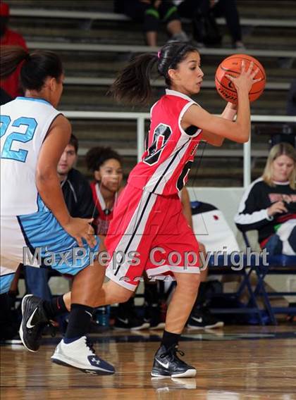 Thumbnail 2 in Sam Rayburn vs. South Houston (McDonald's Texas Invitational) photogallery.