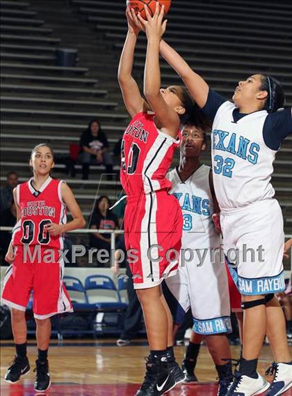 Thumbnail 3 in Sam Rayburn vs. South Houston (McDonald's Texas Invitational) photogallery.