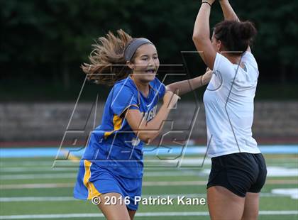 Thumbnail 3 in Robinson @ Yorktown photogallery.