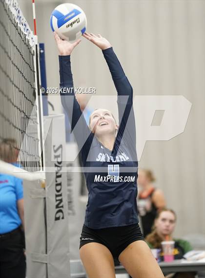 Thumbnail 3 in Skyline vs. South Lyon (Beast of the East) photogallery.