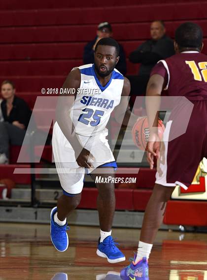 Thumbnail 3 in Edison vs. Sierra (Trojan Christmas Classic) photogallery.