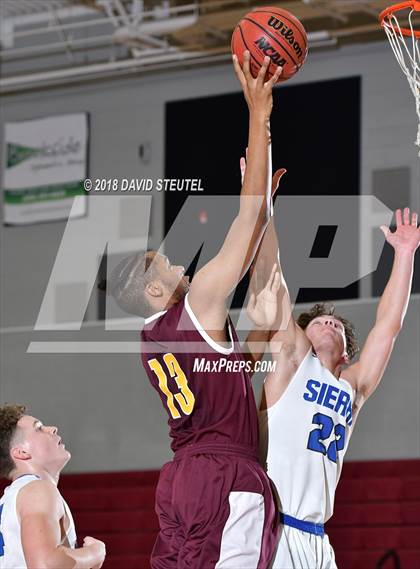 Thumbnail 1 in Edison vs. Sierra (Trojan Christmas Classic) photogallery.
