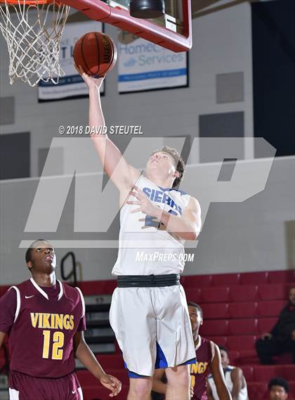 Thumbnail 1 in Edison vs. Sierra (Trojan Christmas Classic) photogallery.