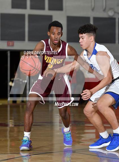 Thumbnail 3 in Edison vs. Sierra (Trojan Christmas Classic) photogallery.