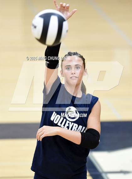 Thumbnail 2 in Vista Murrieta @ Aliso Niguel photogallery.