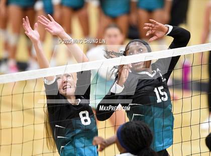 Thumbnail 1 in Vista Murrieta @ Aliso Niguel photogallery.