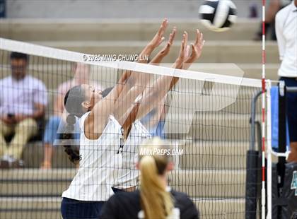 Thumbnail 1 in Vista Murrieta @ Aliso Niguel photogallery.