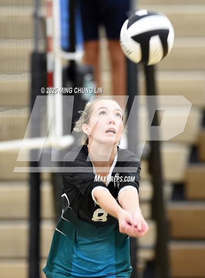 Thumbnail 2 in Vista Murrieta @ Aliso Niguel photogallery.