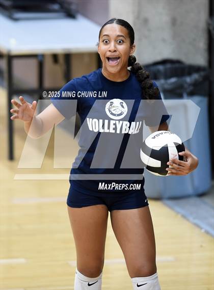Thumbnail 2 in Vista Murrieta @ Aliso Niguel photogallery.