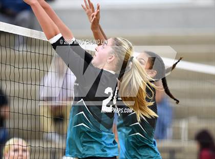 Thumbnail 2 in Vista Murrieta @ Aliso Niguel photogallery.