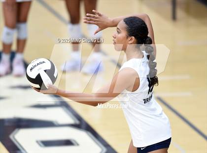 Thumbnail 1 in Vista Murrieta @ Aliso Niguel photogallery.