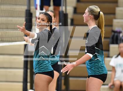 Thumbnail 1 in Vista Murrieta @ Aliso Niguel photogallery.