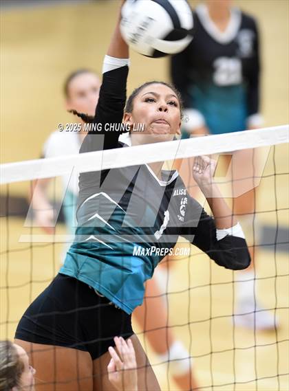 Thumbnail 2 in Vista Murrieta @ Aliso Niguel photogallery.