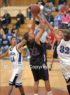 Thumbnail 3 in Rocklin vs Franklin (Rocklin Holiday Classic) photogallery.