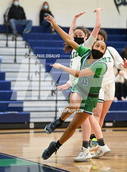 Thumbnail 2 in Doherty @ ThunderRidge photogallery.