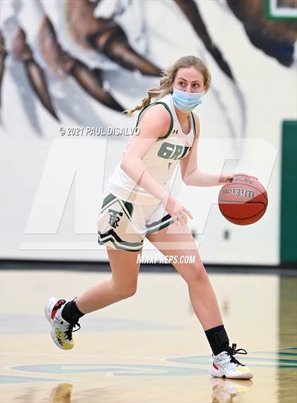 Thumbnail 2 in Doherty @ ThunderRidge photogallery.