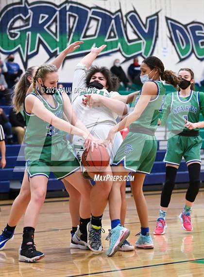 Thumbnail 2 in Doherty @ ThunderRidge photogallery.