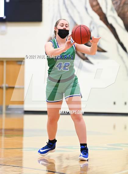 Thumbnail 2 in Doherty @ ThunderRidge photogallery.