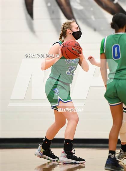 Thumbnail 1 in Doherty @ ThunderRidge photogallery.