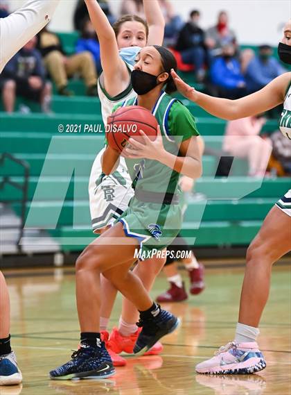 Thumbnail 1 in Doherty @ ThunderRidge photogallery.