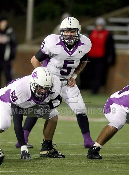 Thumbnail 1 in Elder vs Colerain (D1 Regional Final) photogallery.