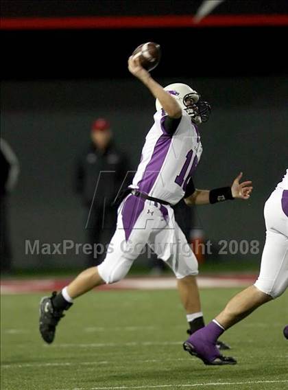 Thumbnail 1 in Elder vs Colerain (D1 Regional Final) photogallery.