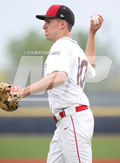 Thumbnail 3 in Lancaster vs. Williamsville North (Section 6 Class AA Final) photogallery.