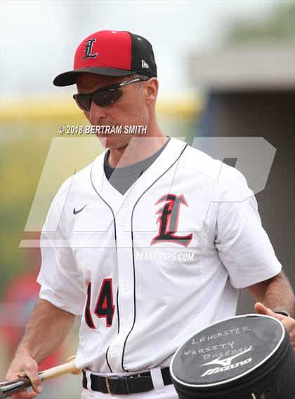 Thumbnail 1 in Lancaster vs. Williamsville North (Section 6 Class AA Final) photogallery.