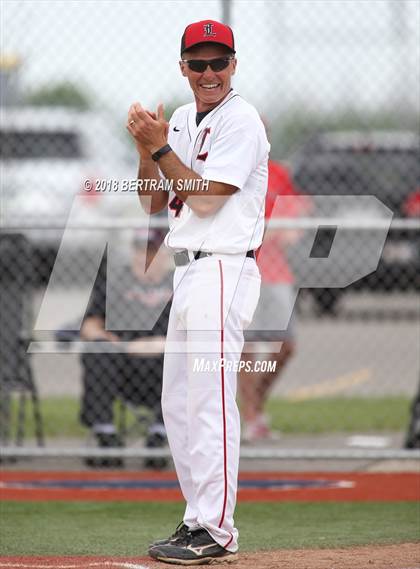 Thumbnail 2 in Lancaster vs. Williamsville North (Section 6 Class AA Final) photogallery.