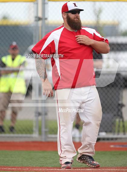 Thumbnail 3 in Lancaster vs. Williamsville North (Section 6 Class AA Final) photogallery.