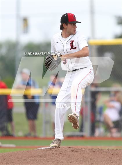 Thumbnail 1 in Lancaster vs. Williamsville North (Section 6 Class AA Final) photogallery.