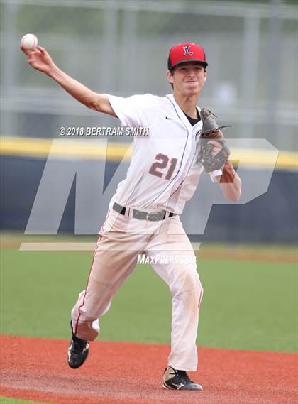 Thumbnail 1 in Lancaster vs. Williamsville North (Section 6 Class AA Final) photogallery.