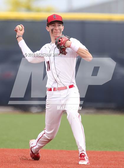 Thumbnail 1 in Lancaster vs. Williamsville North (Section 6 Class AA Final) photogallery.