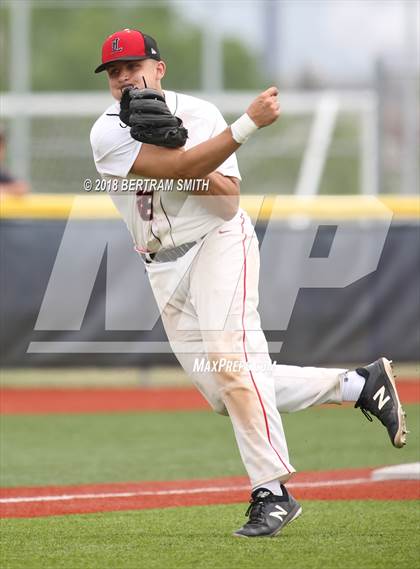 Thumbnail 1 in Lancaster vs. Williamsville North (Section 6 Class AA Final) photogallery.