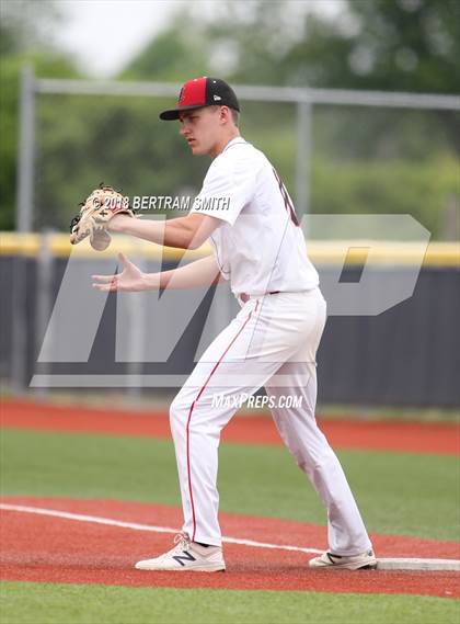 Thumbnail 2 in Lancaster vs. Williamsville North (Section 6 Class AA Final) photogallery.