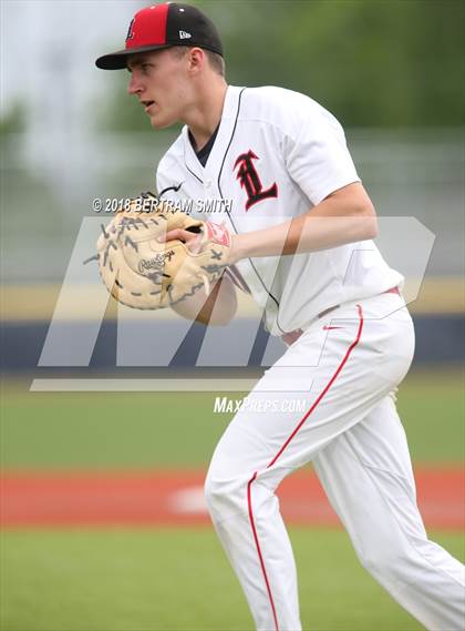 Thumbnail 1 in Lancaster vs. Williamsville North (Section 6 Class AA Final) photogallery.